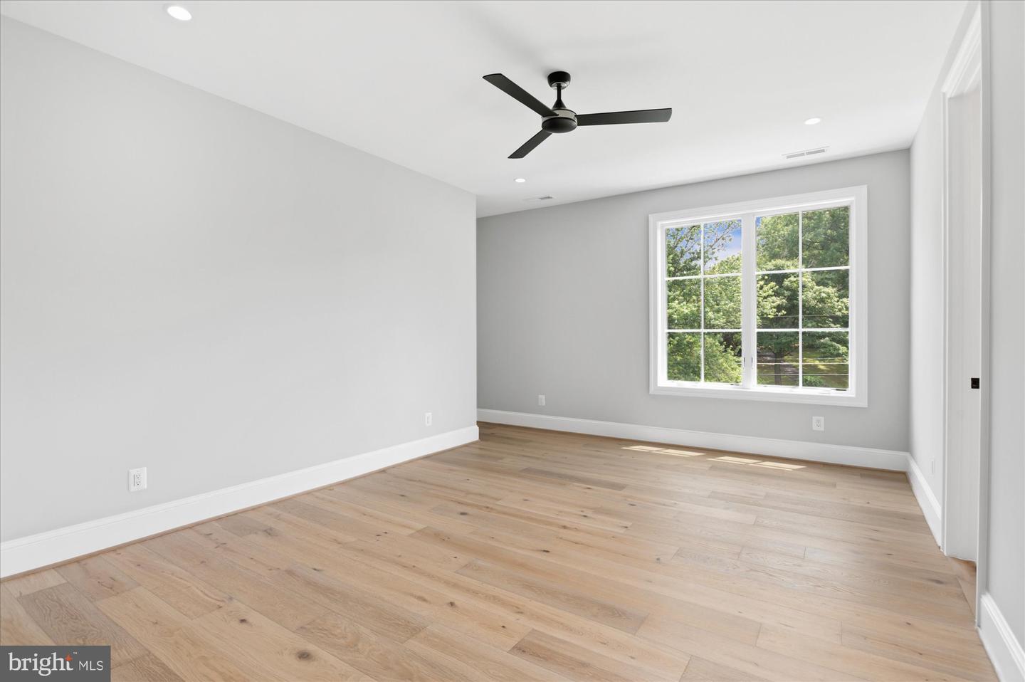 8912 Gallant Green Dr Property Photo 62