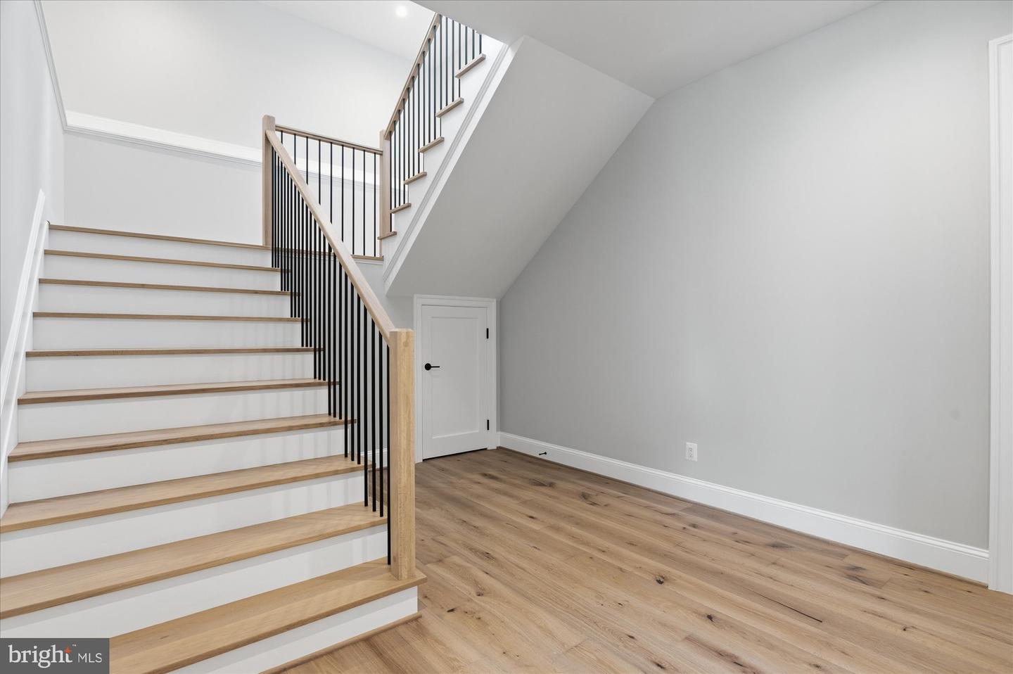 8912 Gallant Green Dr Property Photo 65