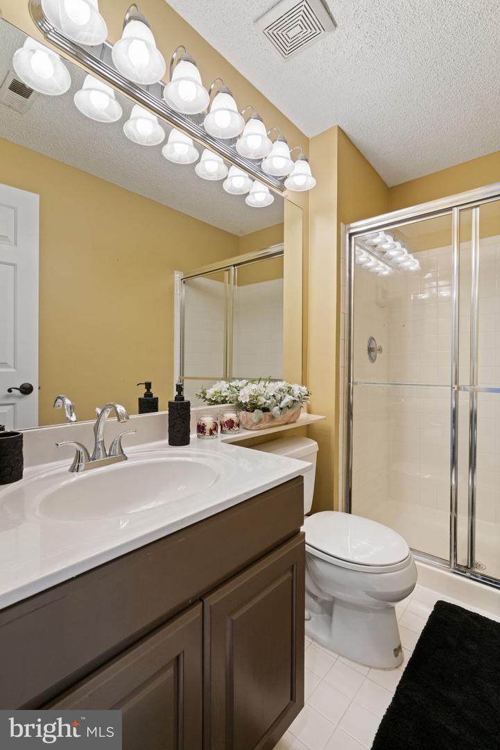 12104 Greenway Ct #301 Property Photo 28