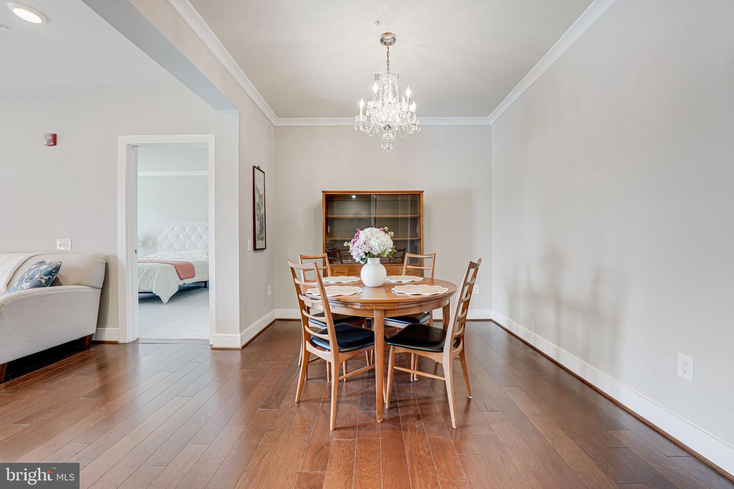 2907 Bleeker St #407 Property Photo 12