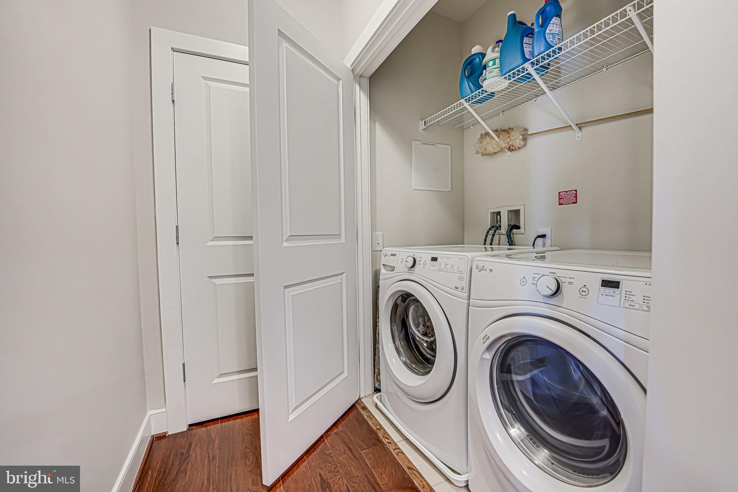 2907 Bleeker St #407 Property Photo 29