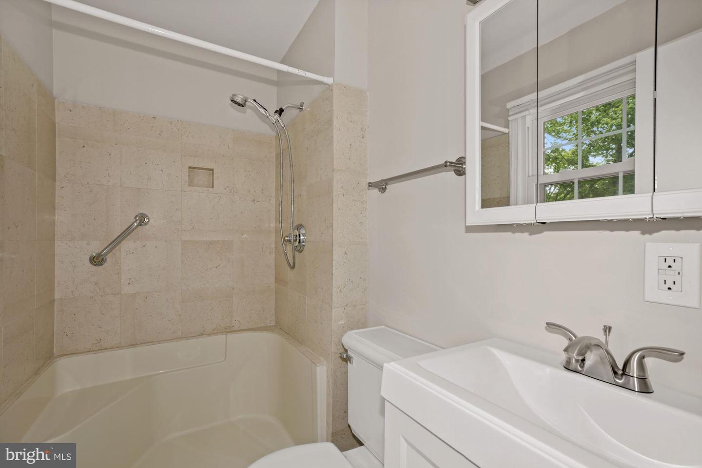 8111 W Point Dr Property Photo 34