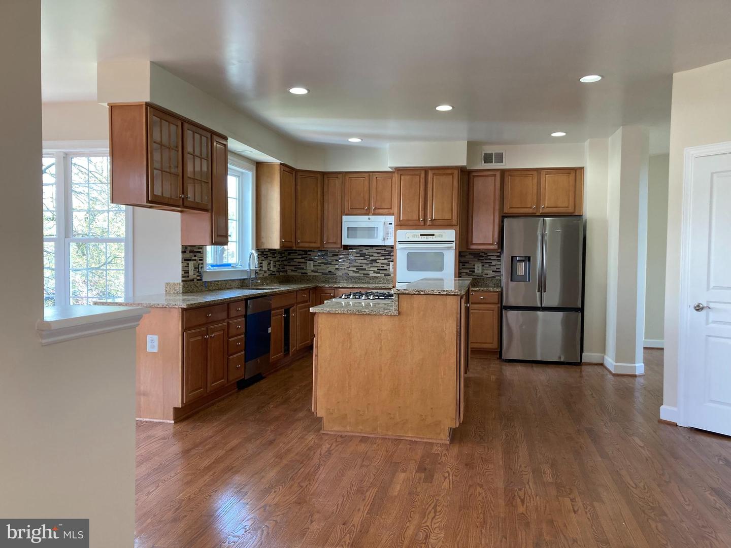 3803 Sw Bell Manor Ct Property Photo 13