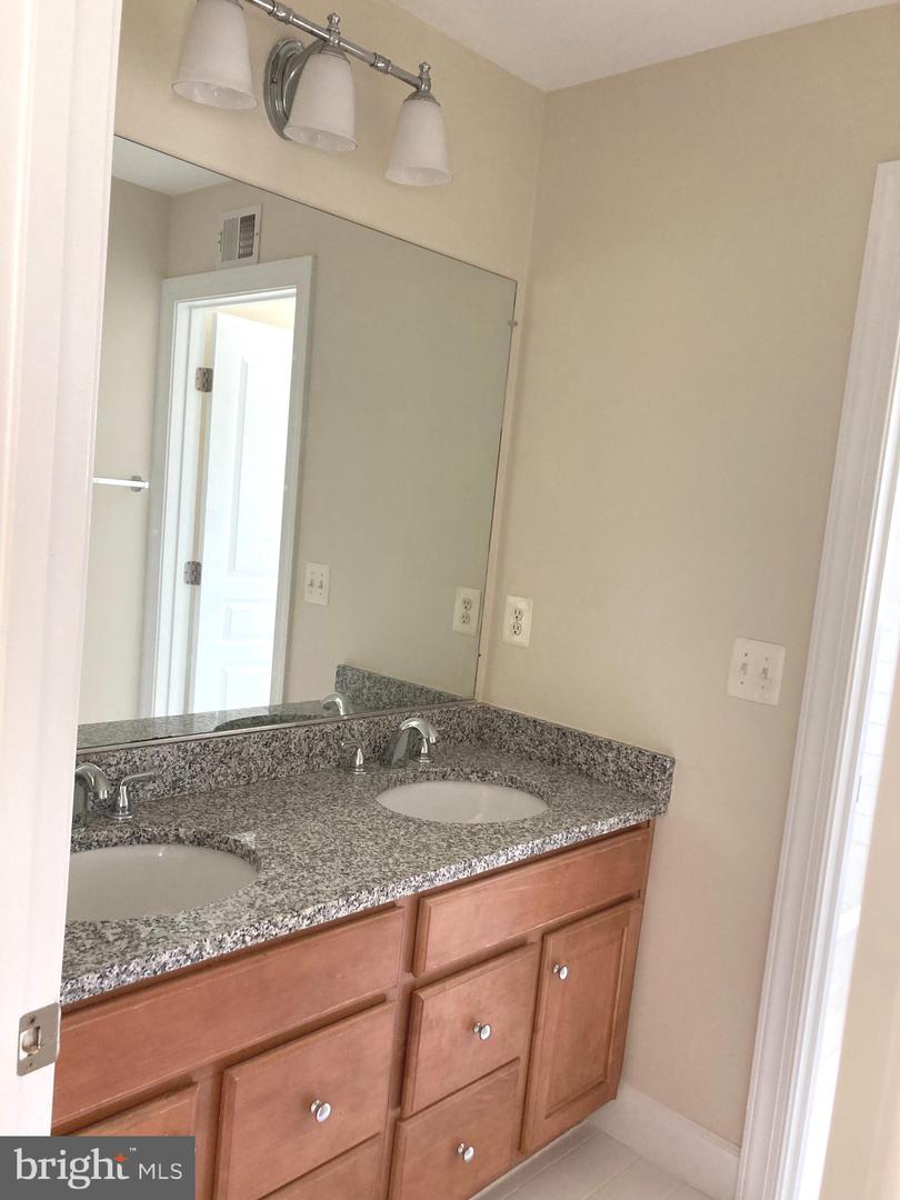 3803 Sw Bell Manor Ct Property Photo 37