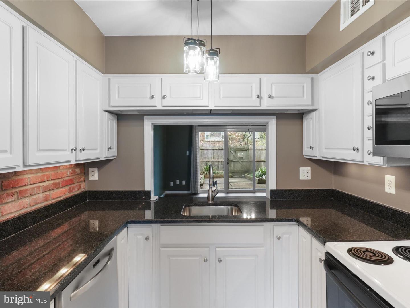 8441 Penshurst Dr #603 Property Photo 5