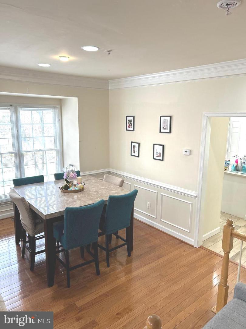 8831 Ashgrove House Ln Property Photo 3