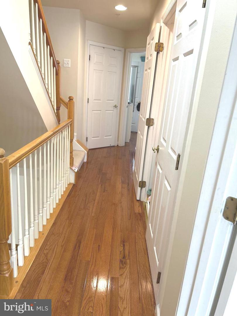 8831 Ashgrove House Ln Property Photo 6