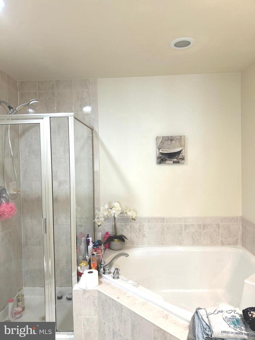 8831 Ashgrove House Ln Property Photo 32