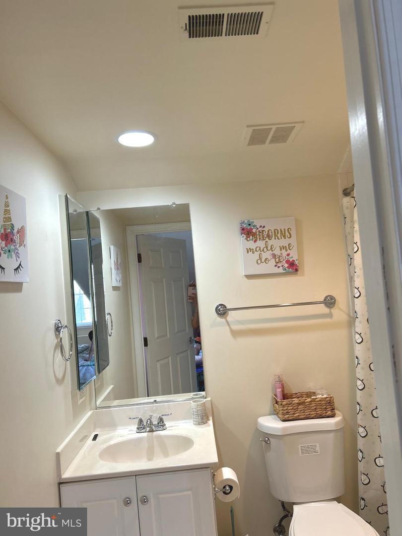 8831 Ashgrove House Ln Property Photo 43