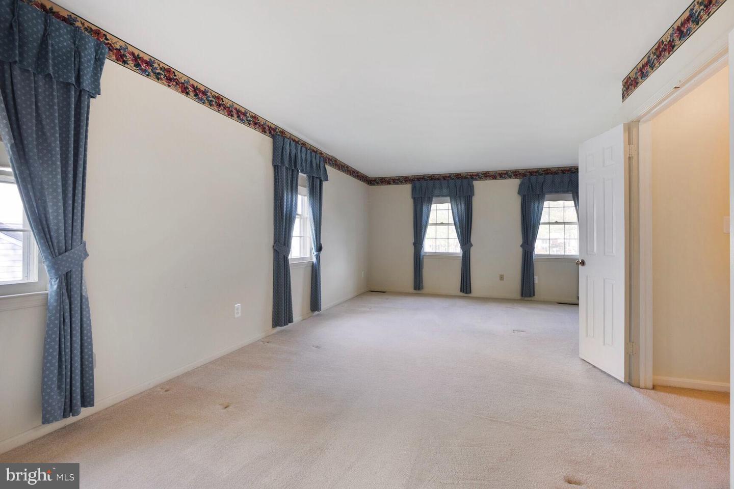 5446 Mount Corcoran Pl Property Photo 19
