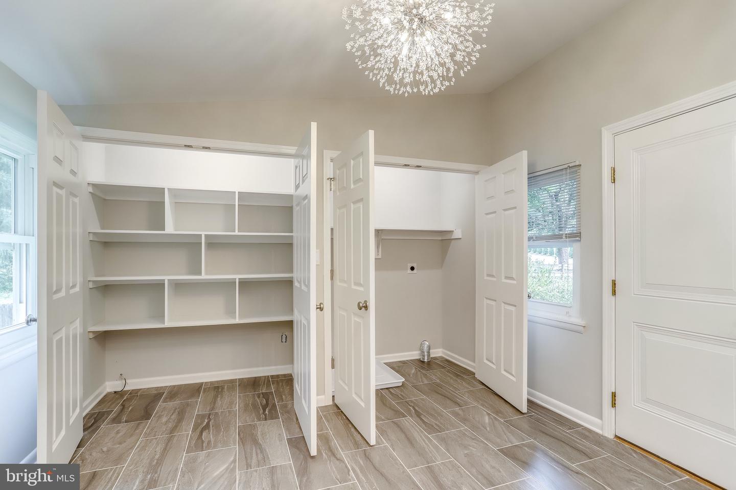 8424 Hayden Ln Property Photo 14