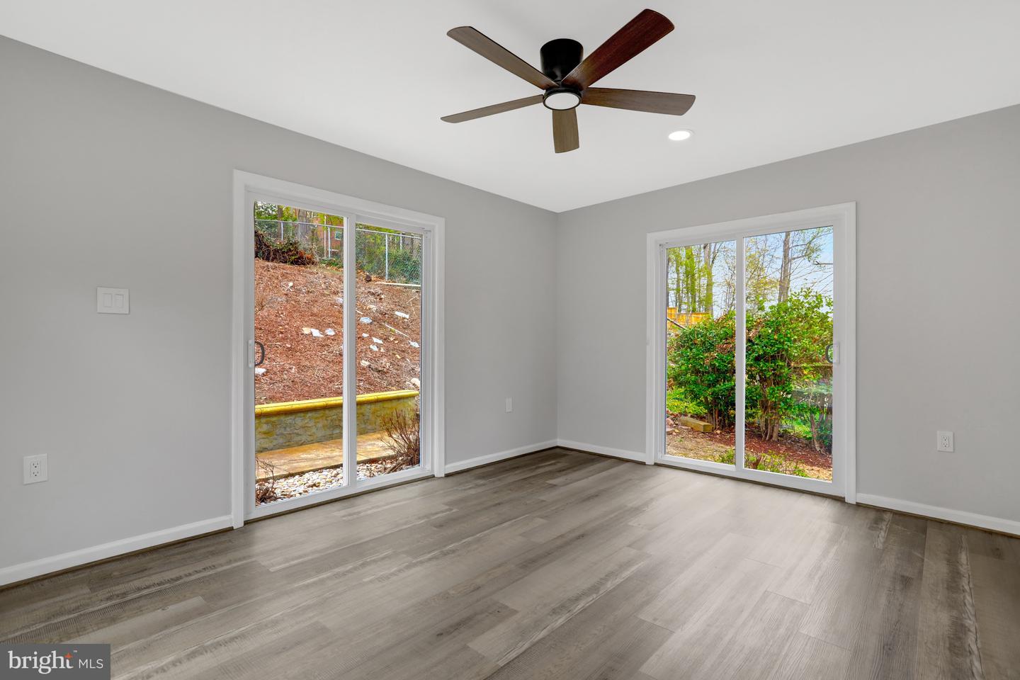 5820 Bush Hill Dr Property Photo 16