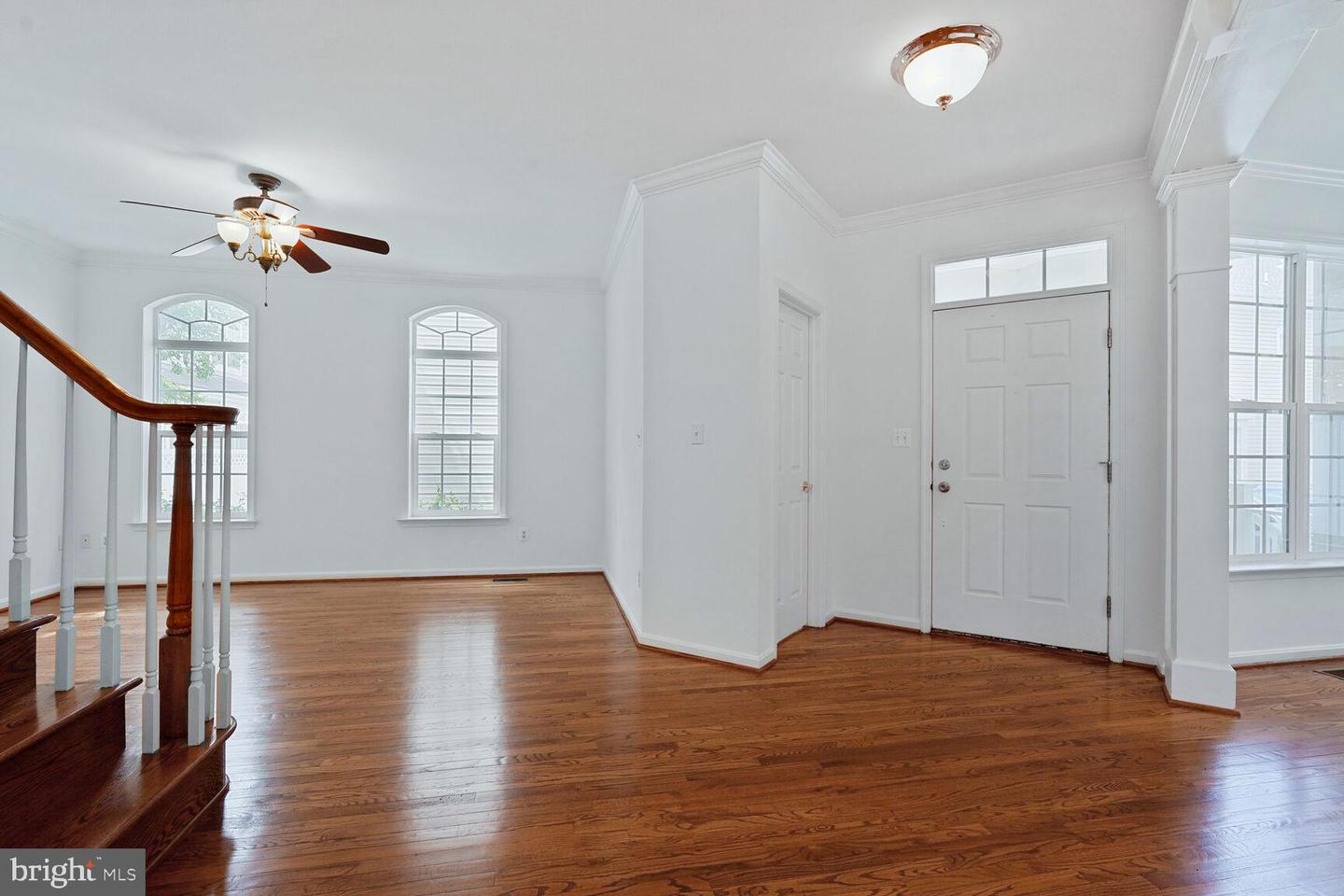 7011 Lawnwood Ct Property Photo 19