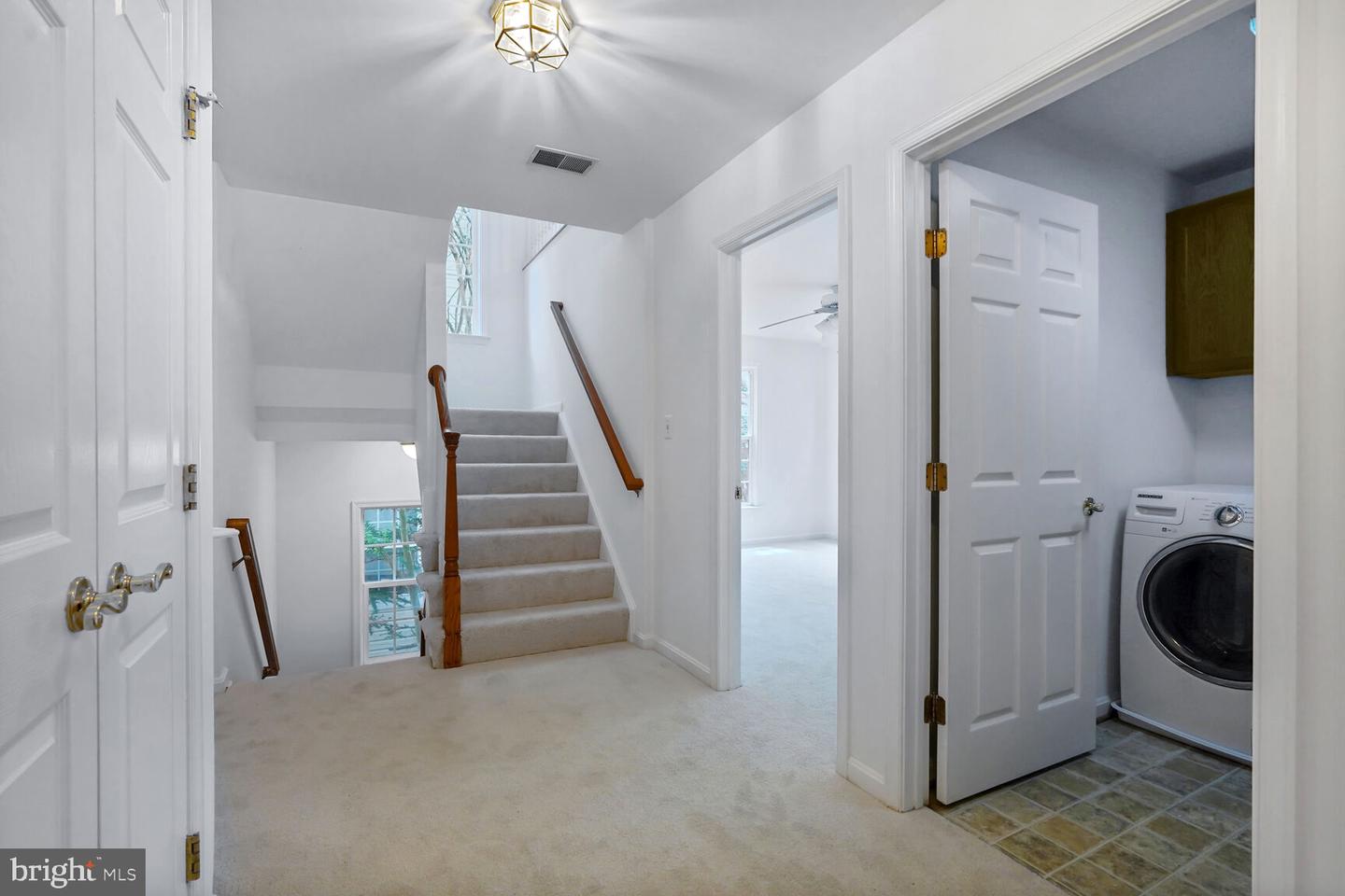 7011 Lawnwood Ct Property Photo 39