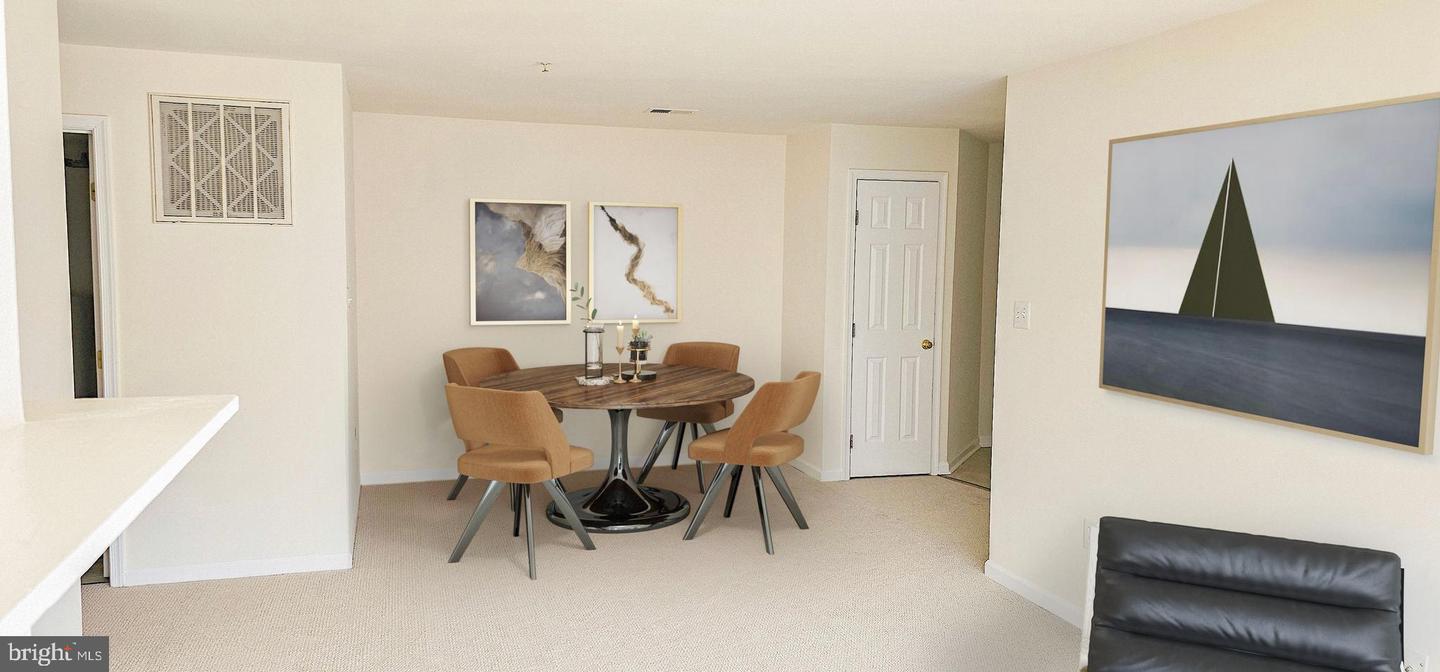 7530-e Coxton Ct #113 Property Photo 8