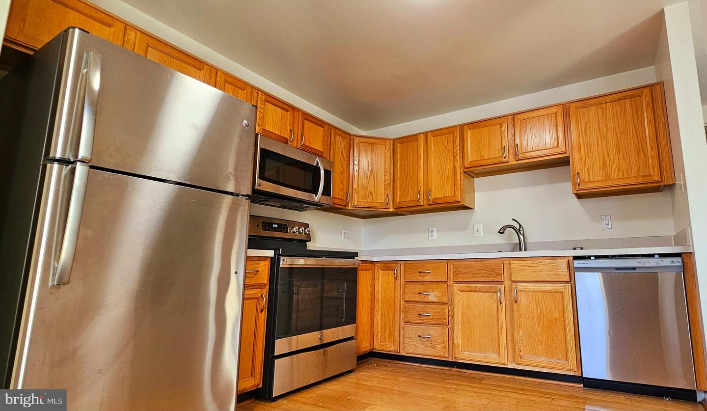 7530-e Coxton Ct #113 Property Photo 10