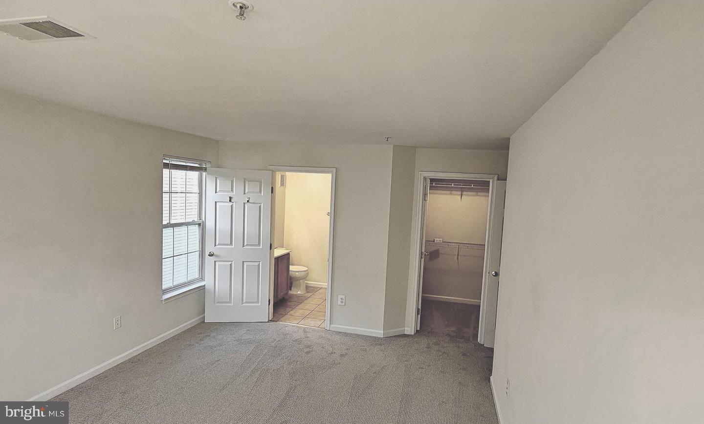 7530-e Coxton Ct #113 Property Photo 13