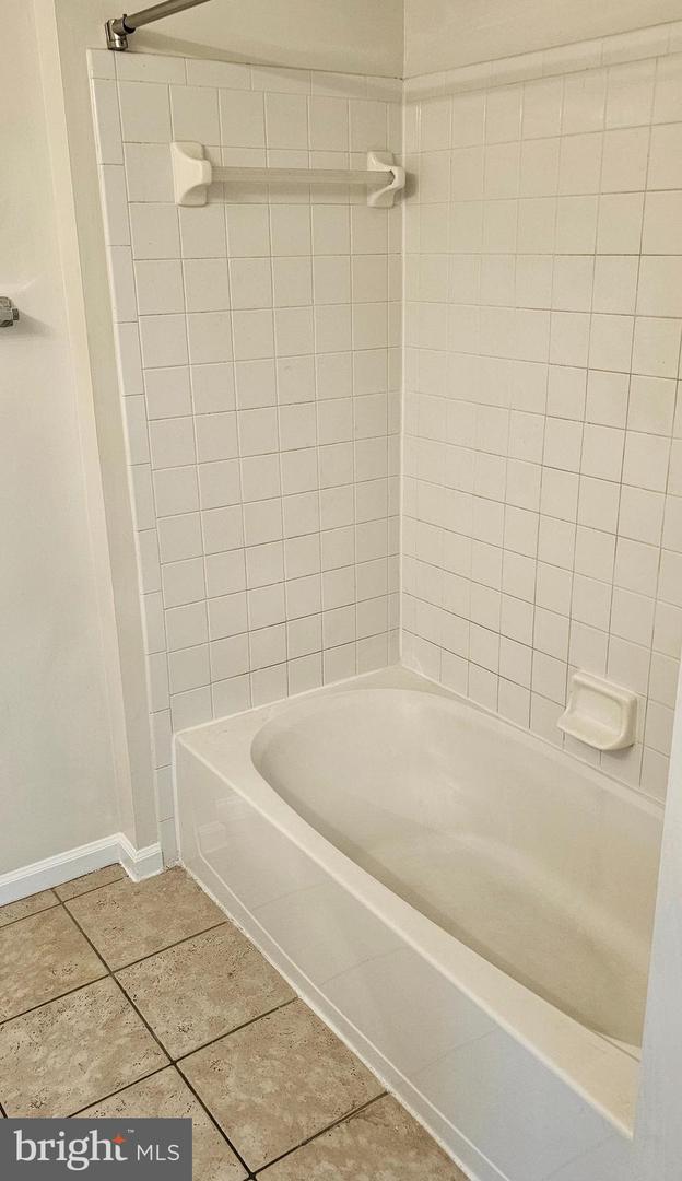 7530-e Coxton Ct #113 Property Photo 15