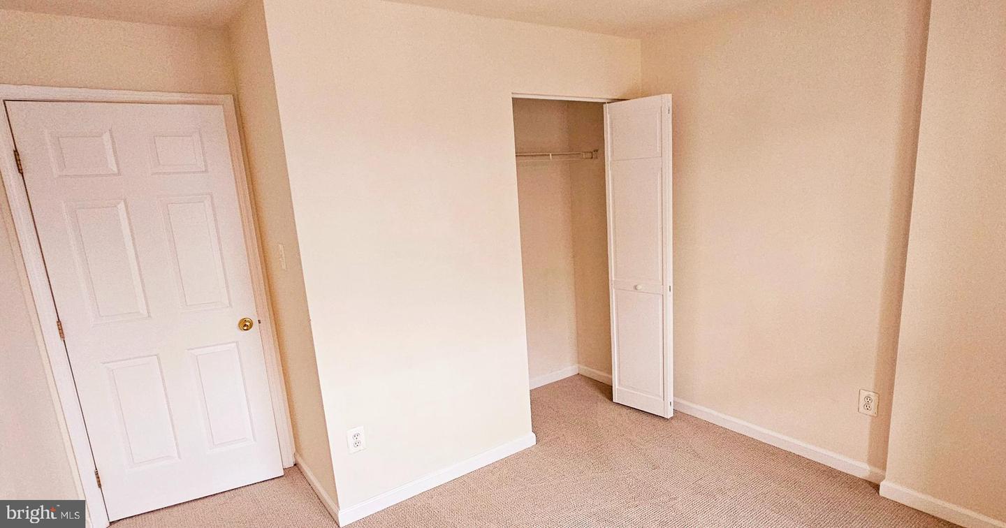 7530-e Coxton Ct #113 Property Photo 17