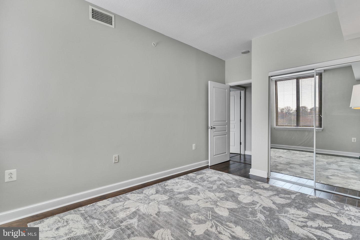 2451 Midtown Ave #1327 Property Photo 12