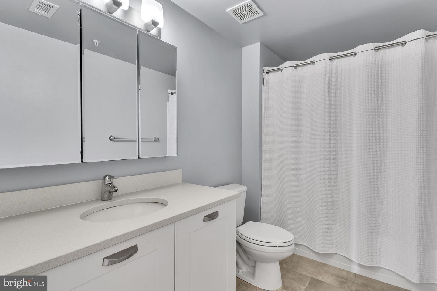 2451 Midtown Ave #1327 Property Photo 13
