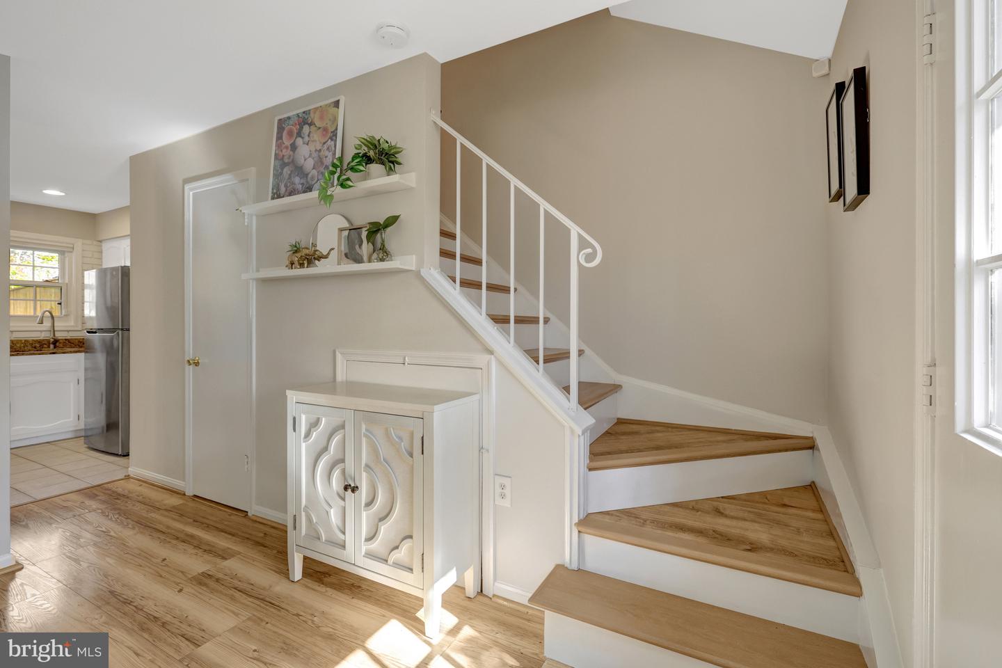 9979 Capperton Dr Property Photo 4