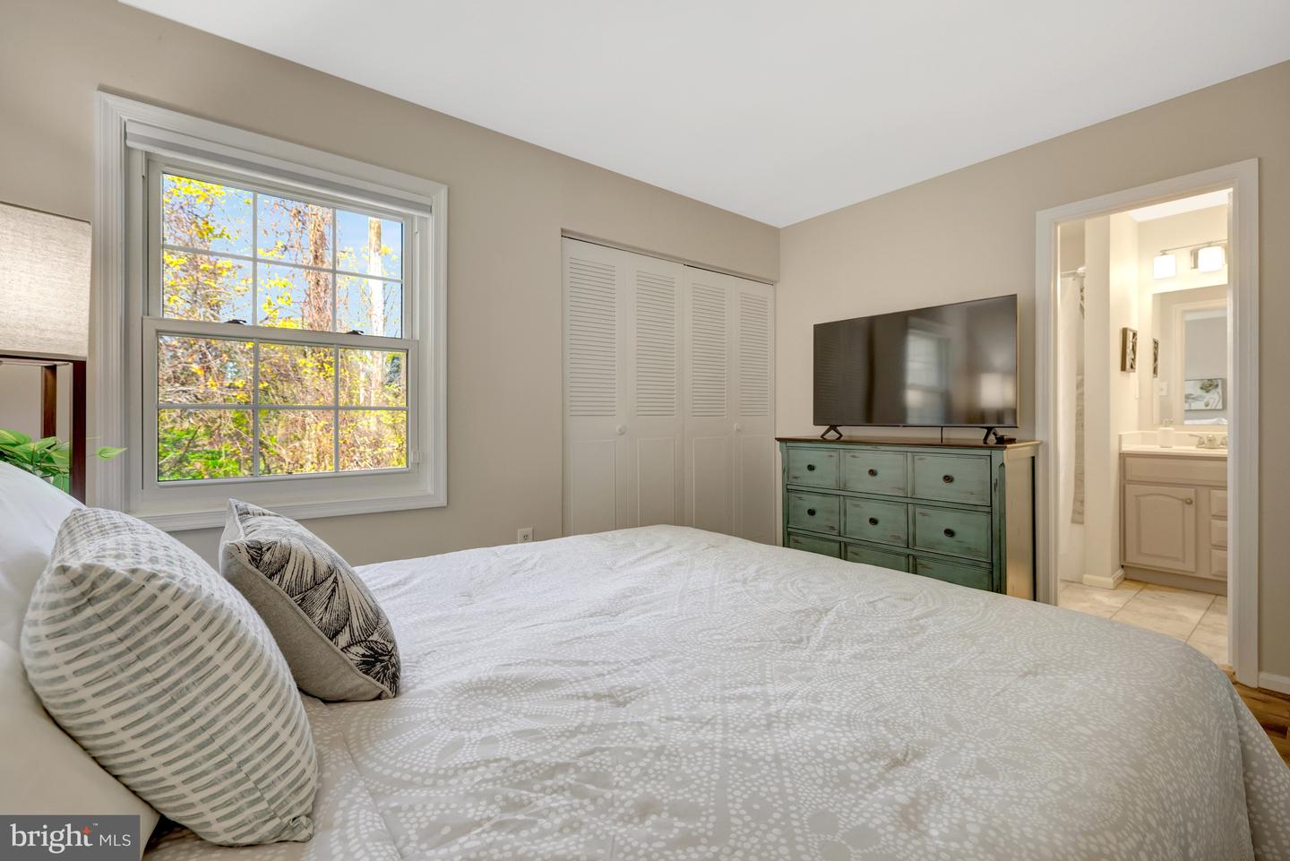 9979 Capperton Dr Property Photo 24
