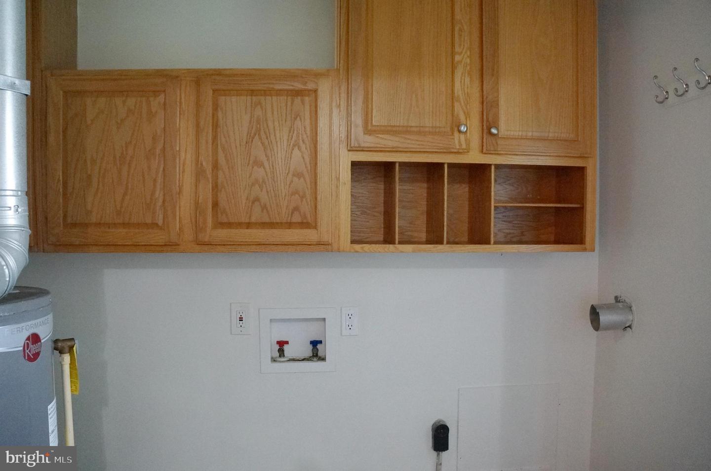 3027 Wayne Rd Property Photo 10