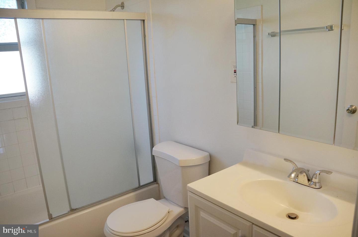 3027 Wayne Rd Property Photo 13
