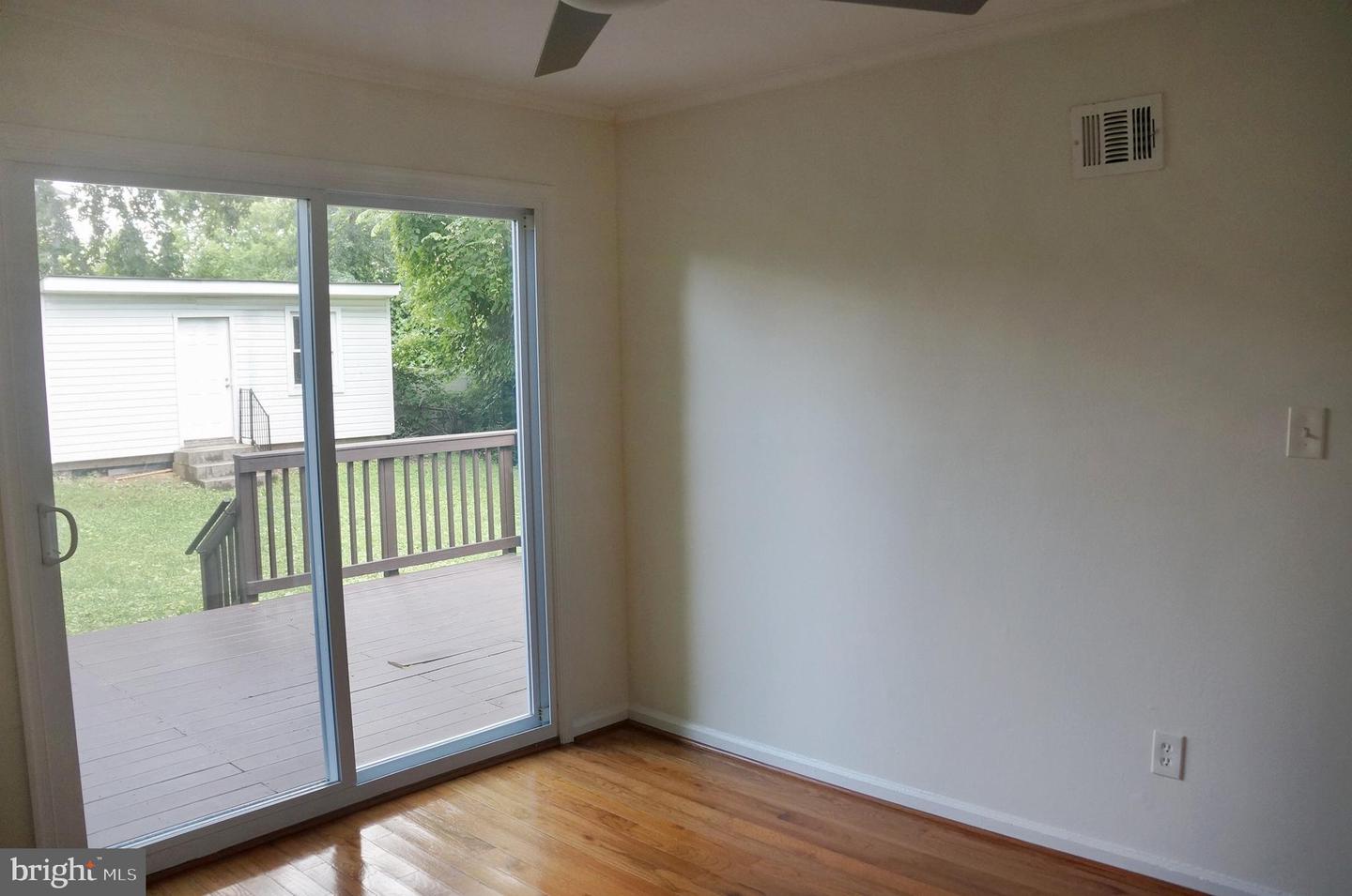 3027 Wayne Rd Property Photo 15