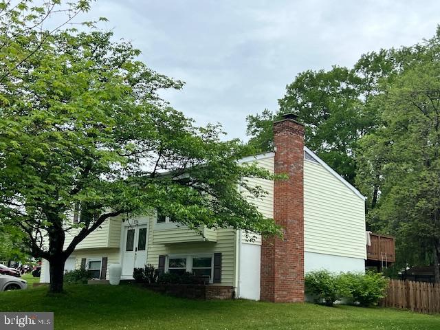 1258 Magnolia Property Photo 3