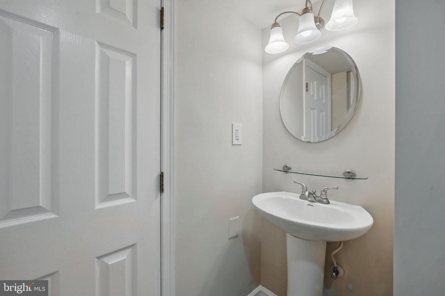 1258 Magnolia Property Photo 16