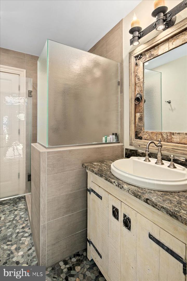 12905 Compton Rd Property Photo 95