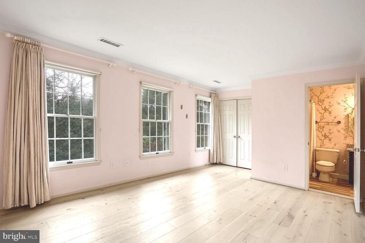 1222 Ranleigh Rd Property Photo 29