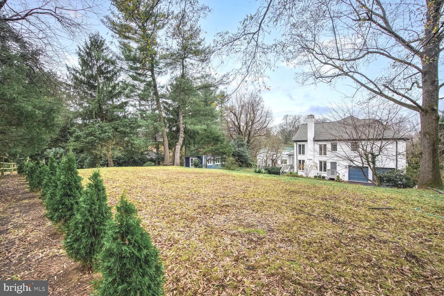 1222 Ranleigh Rd Property Photo 45