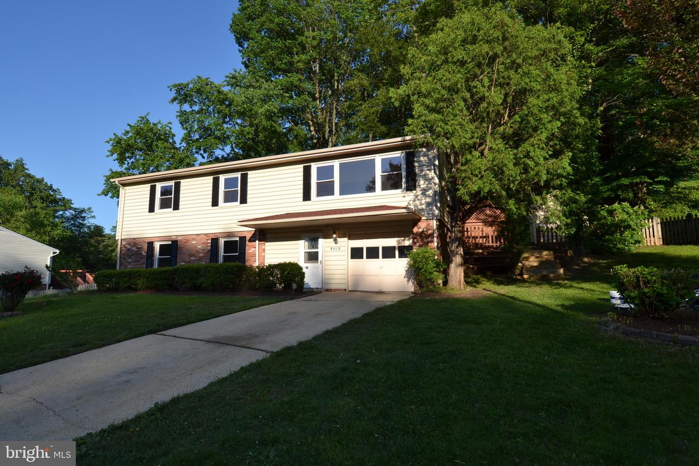 7103 Galgate Dr Property Photo 3