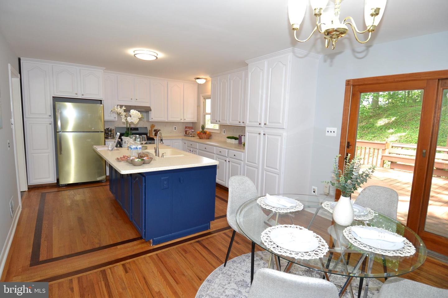 7103 Galgate Dr Property Photo 10