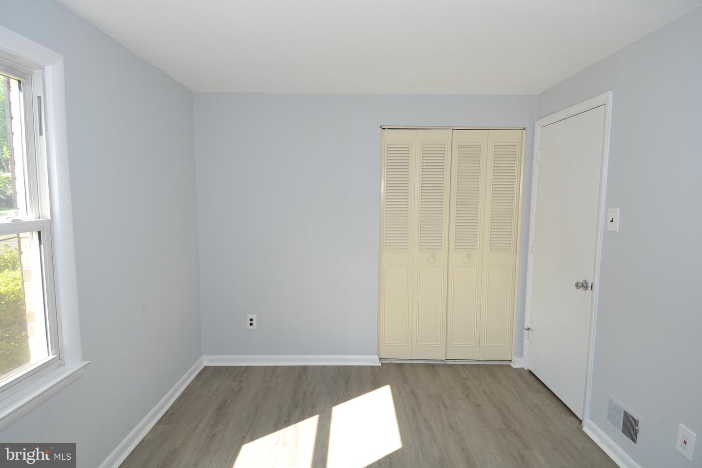 7103 Galgate Dr Property Photo 26