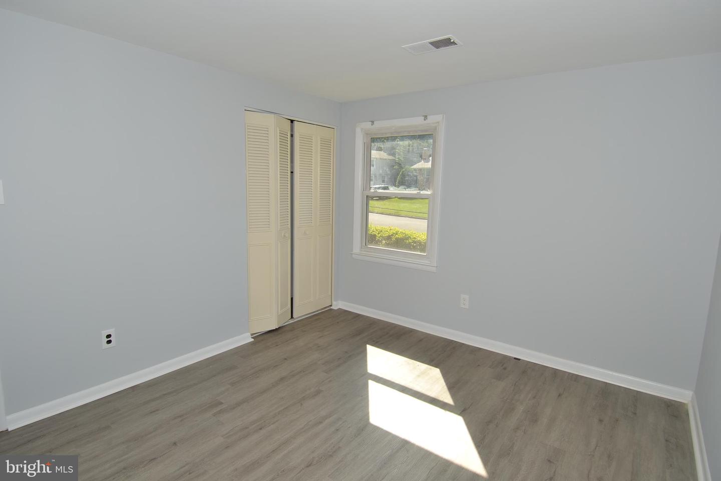 7103 Galgate Dr Property Photo 27