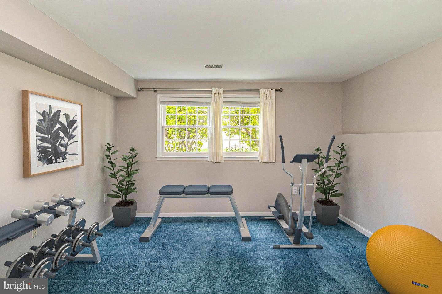 8909 Applecross Ln Property Photo 14