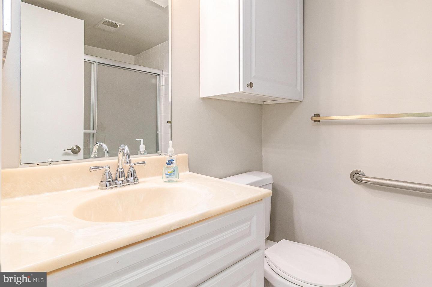 8909 Applecross Ln Property Photo 15