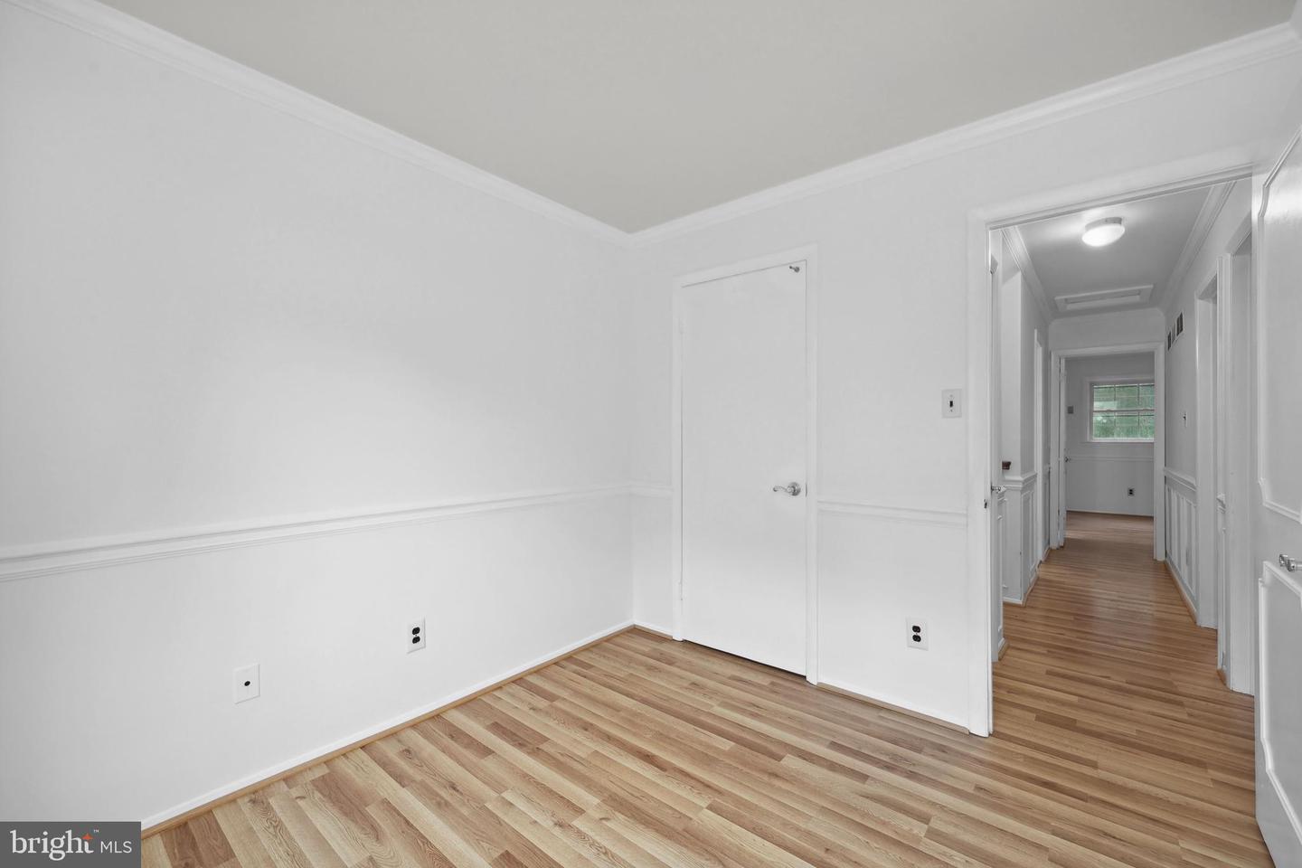 7007 Gillings Rd Property Photo 3