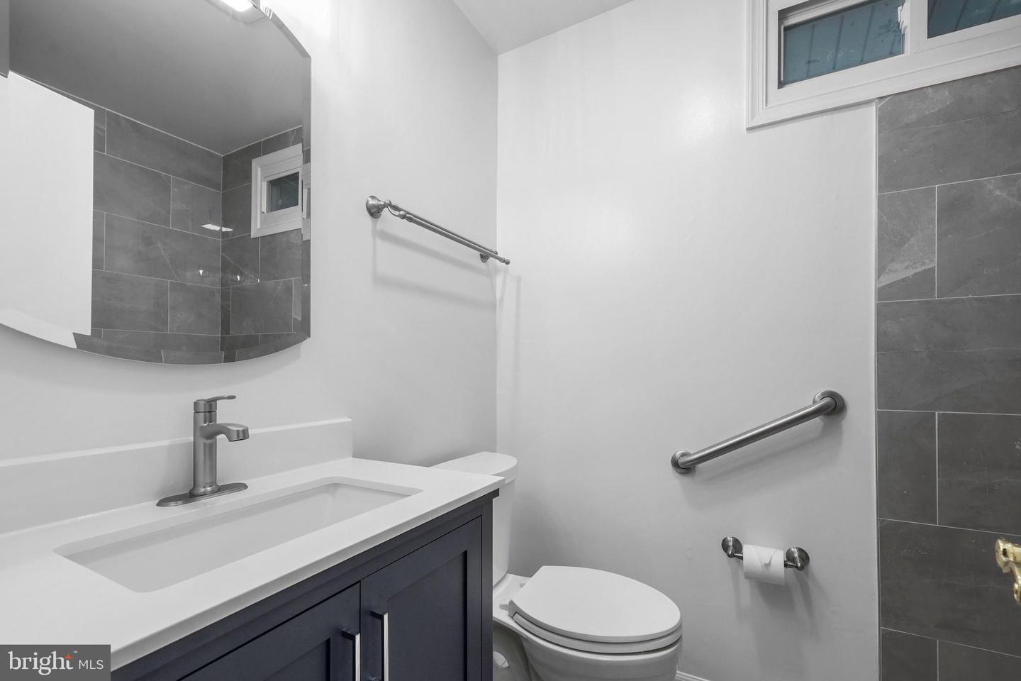 7007 Gillings Rd Property Photo 11