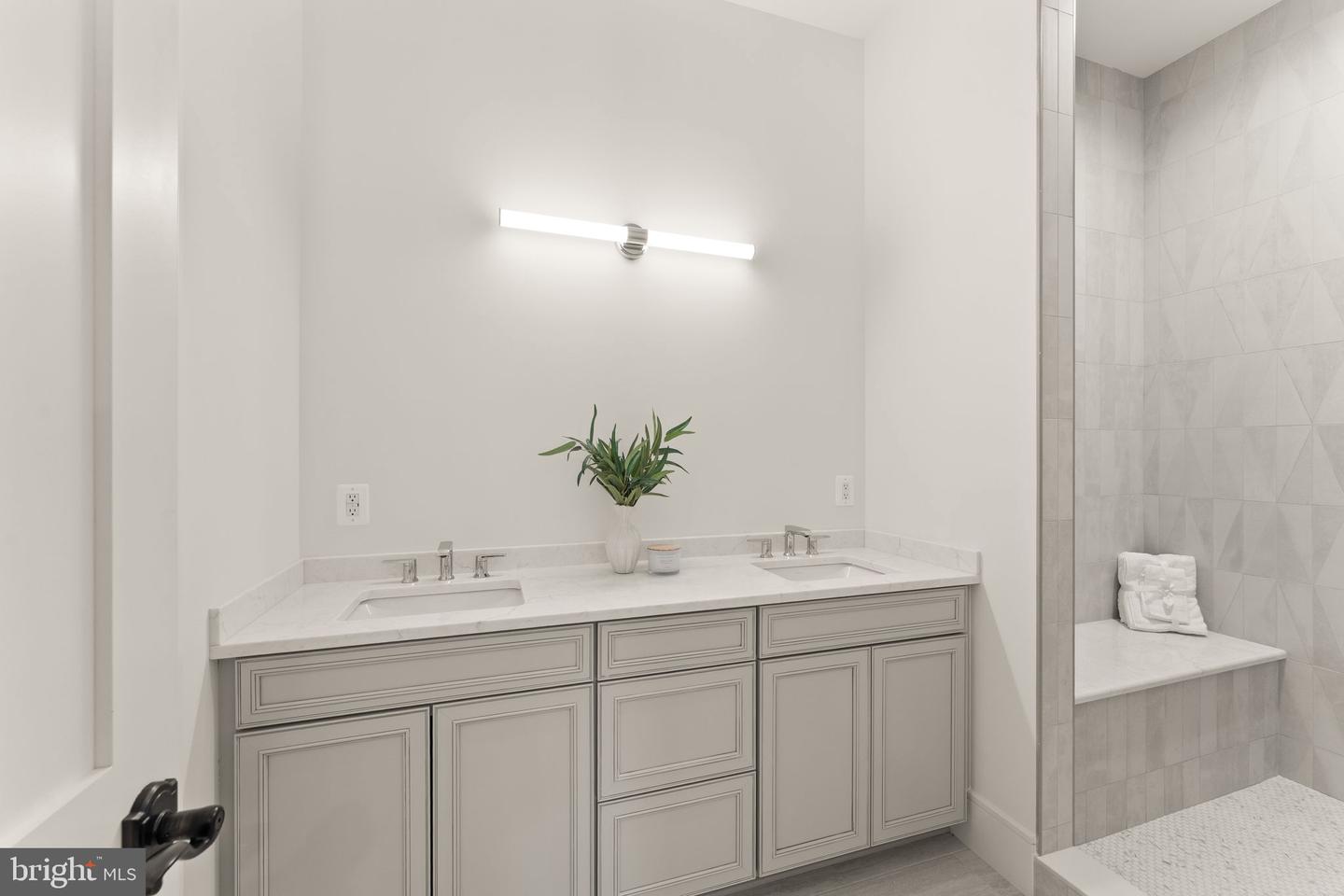 11121 Elmview Pl Property Photo 20