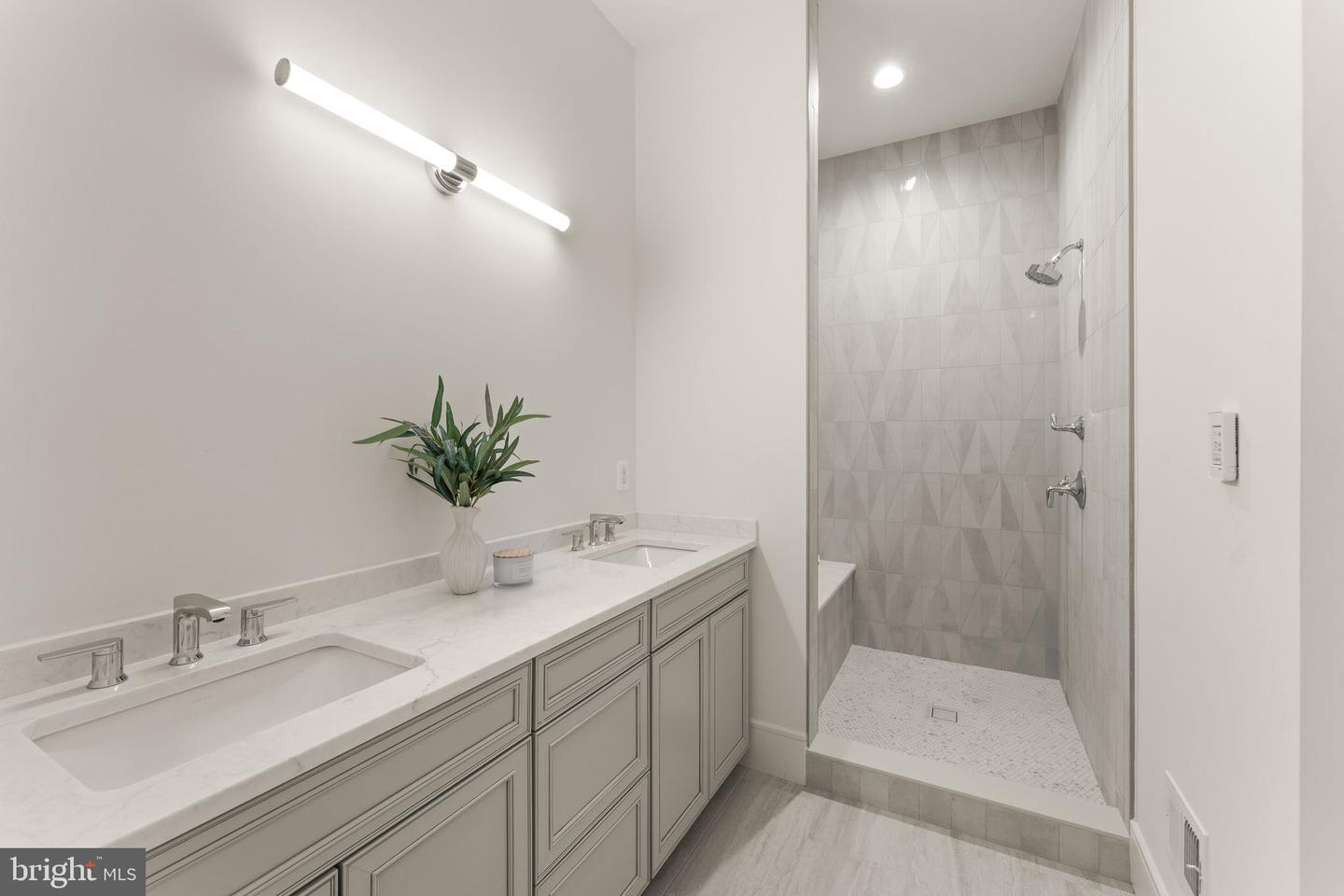 11121 Elmview Pl Property Photo 21