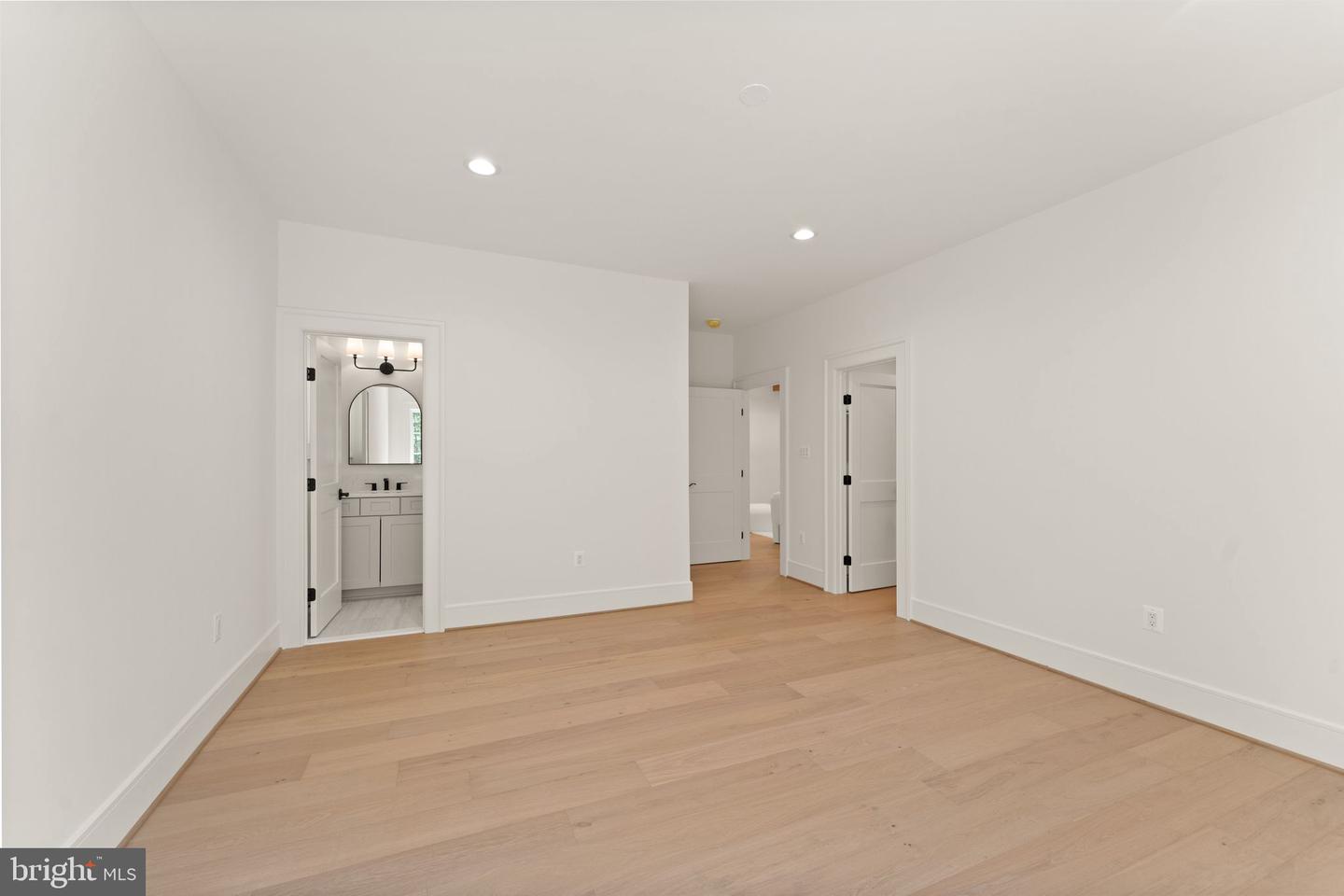 11121 Elmview Pl Property Photo 44