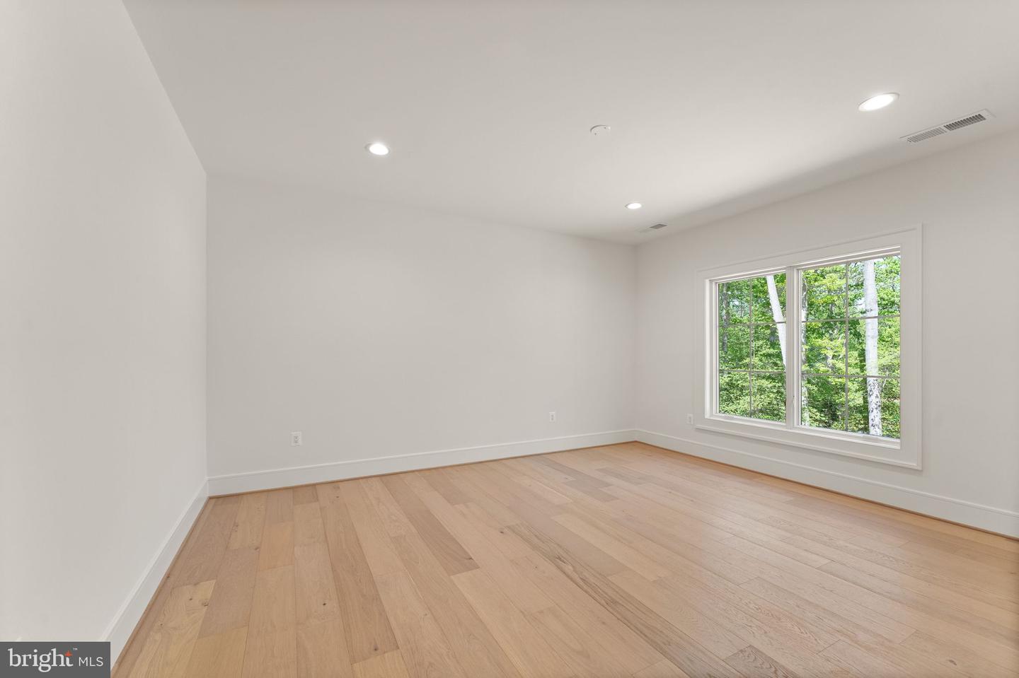 11121 Elmview Pl Property Photo 46