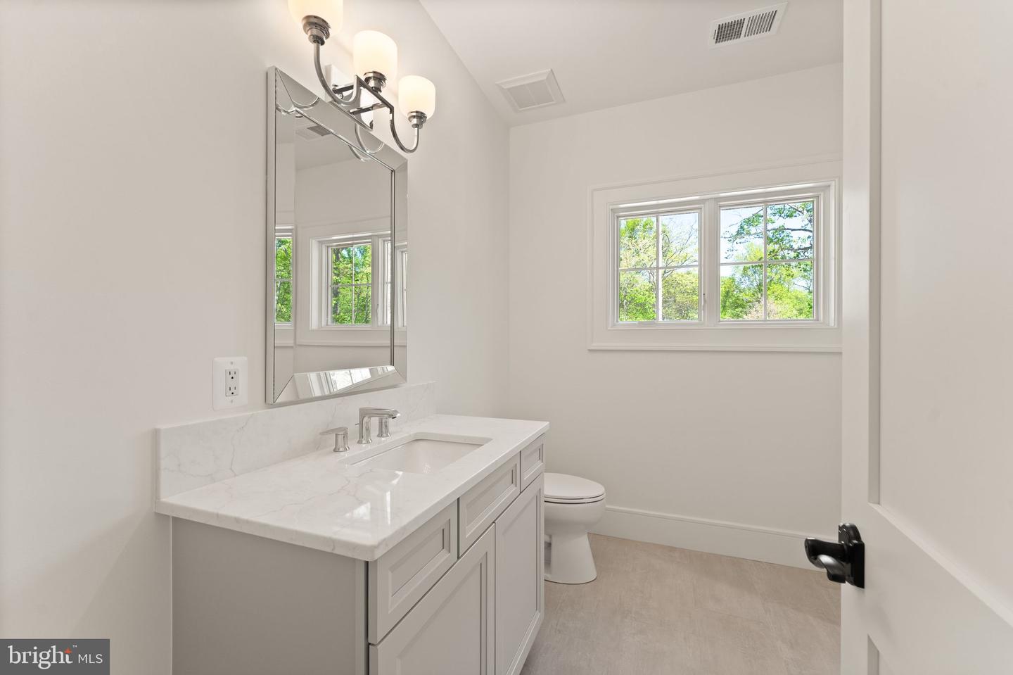 11121 Elmview Pl Property Photo 47