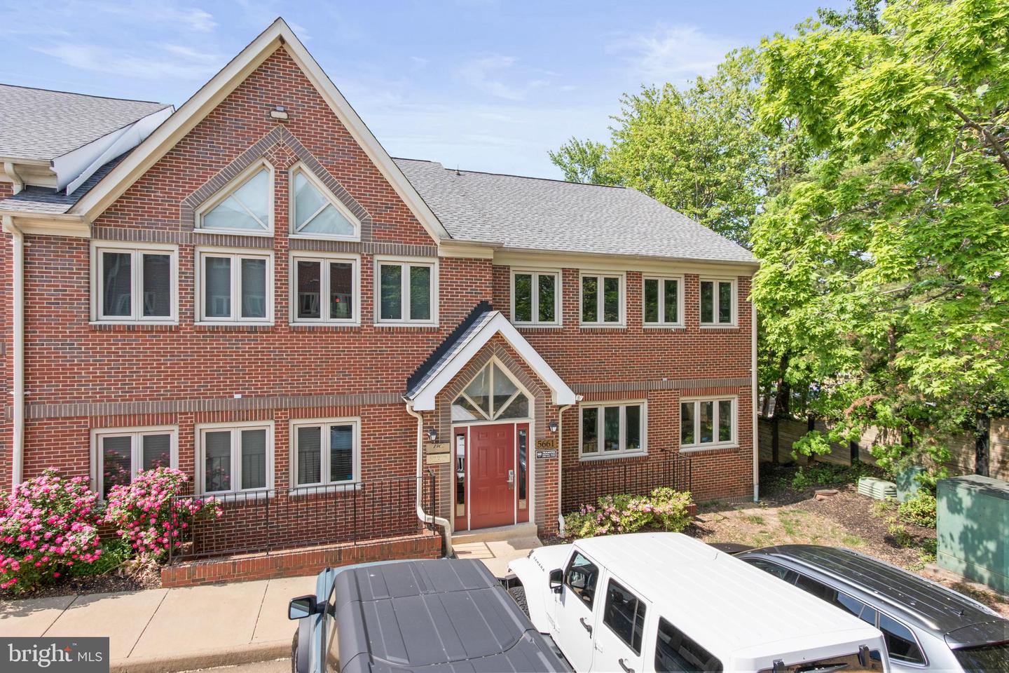 5661 Columbia Pike #3421-102 Property Photo 21
