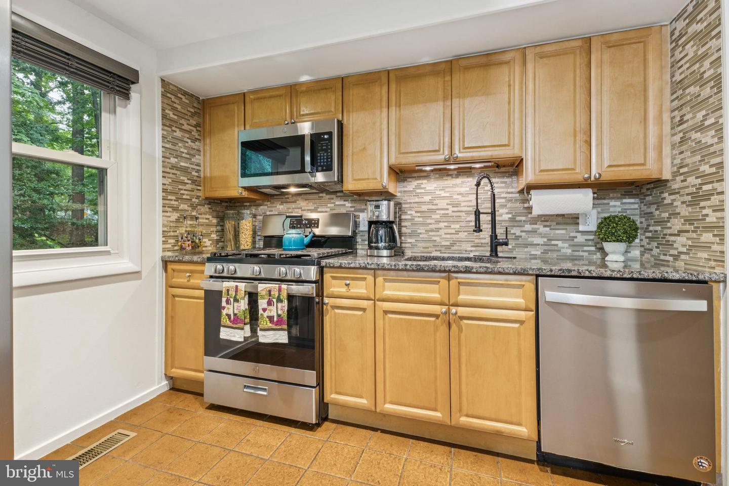 11234 Hunting Horn Ln Property Photo 11